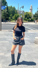 Oversized Shorts in Black