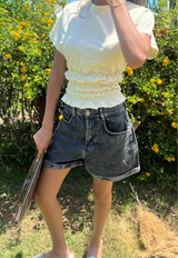 Oversized Shorts in Black